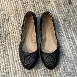 Brand new - never worn Tory Burch flats in size 4.5